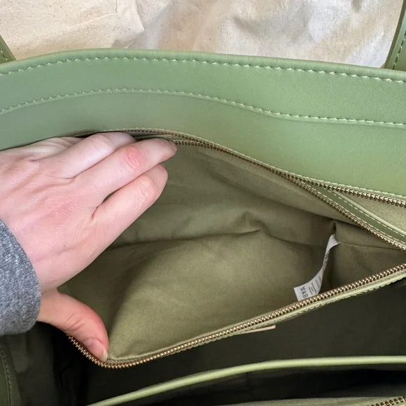 Monos x sincerely Jules airport travel bag - Picture 5 of 8